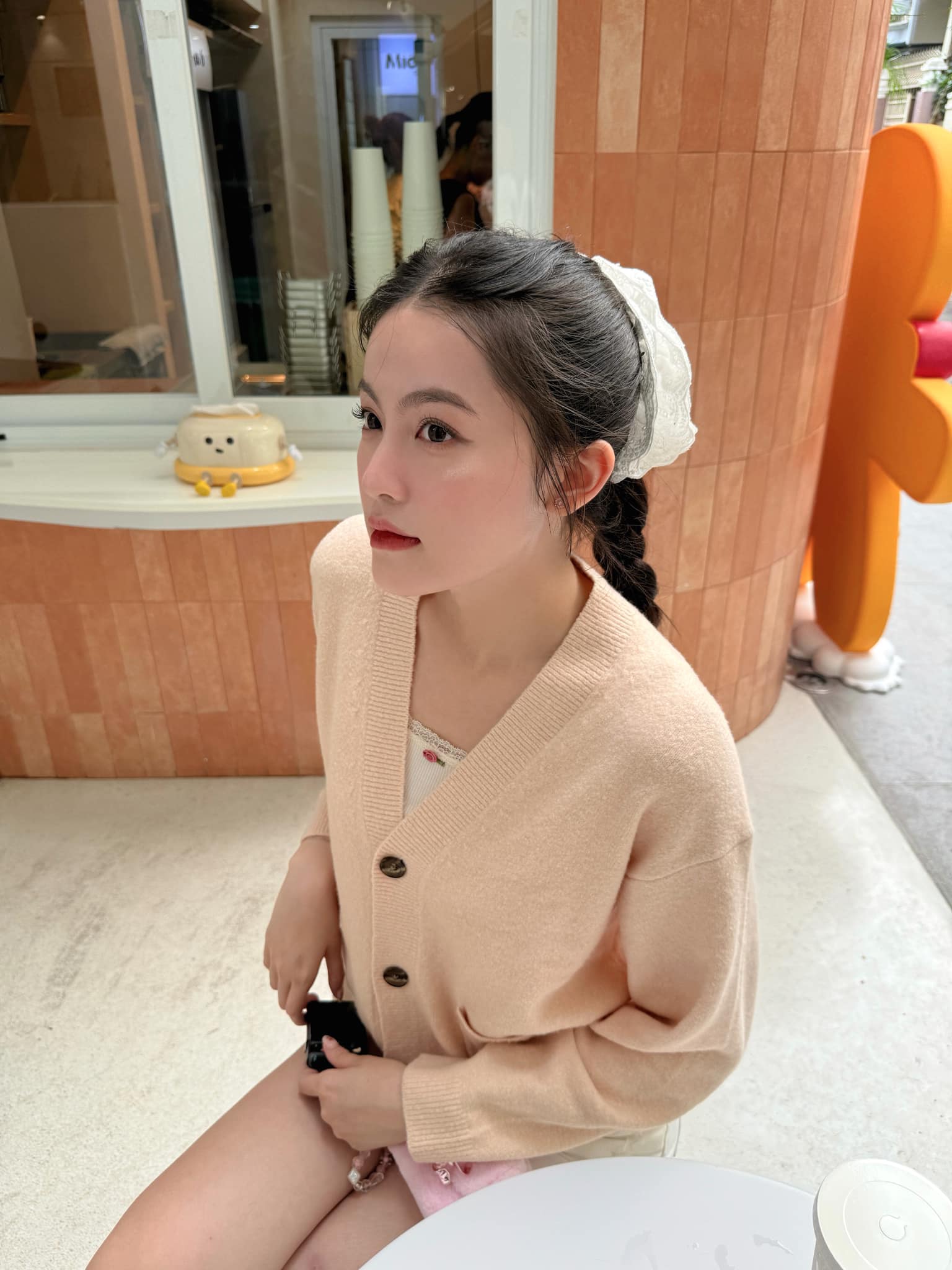 Tình trạng hiện tại của HIEUTHUHAI và bạn gái sau