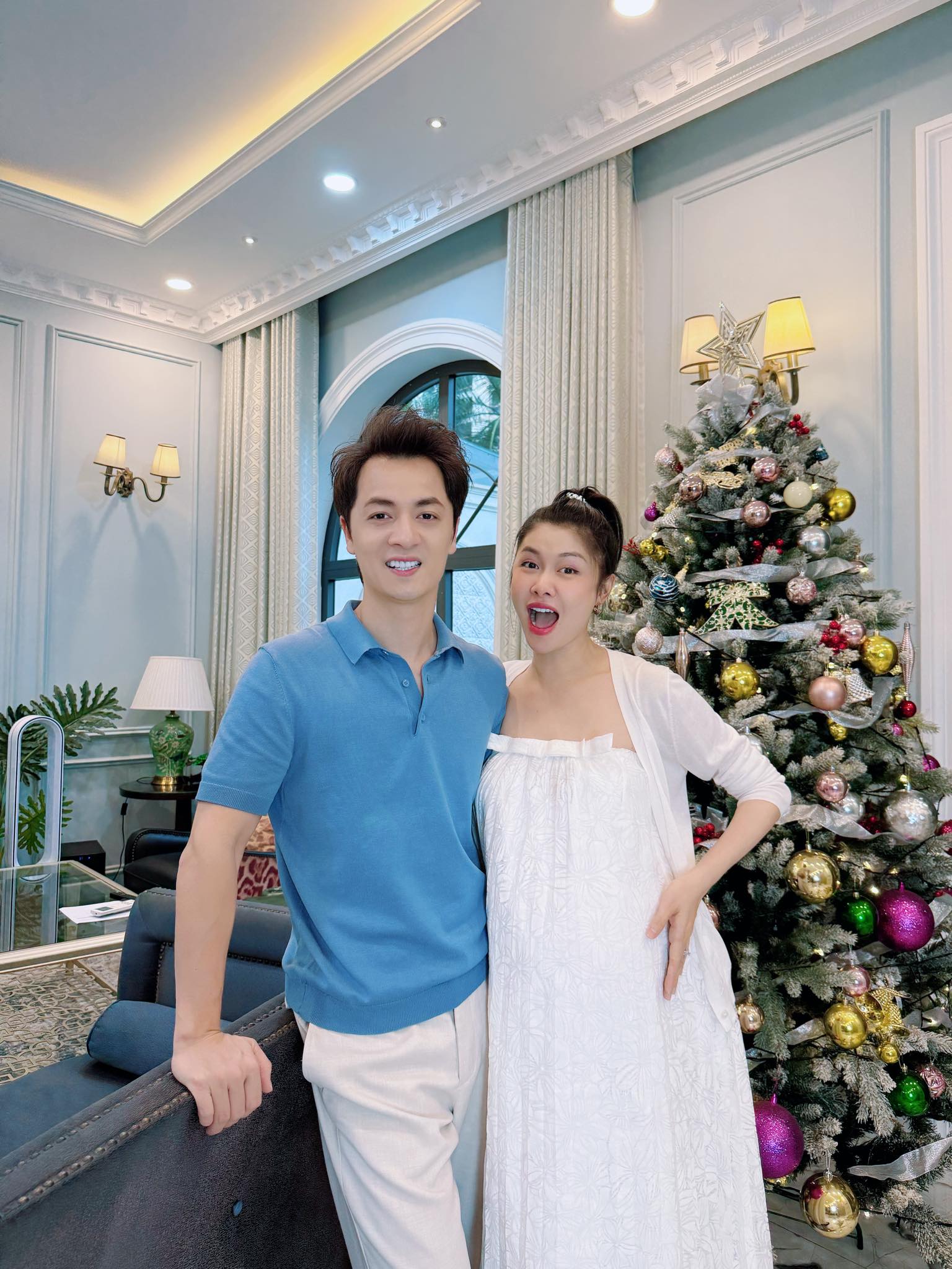 Cậu ấm của Vbiz: Bố mẹ sở hữu chuỗi BĐS khủng từ Việt Nam tới nước ngoài, có thành tích học tập đáng nể- Ảnh 10. Cậu ấm của Vbiz: Bố mẹ sở hữu chuỗi BĐS khủng từ Việt Nam tới nước ngoài, có thành tích học tập đáng nể- Ảnh 10.