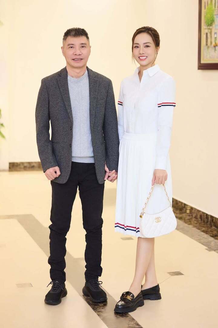 Vợ Công Lý: 3 năm cưới, tôi chưa từng làm dâu ngày nào- Ảnh 1. Vợ Công Lý: 3 năm cưới, tôi chưa từng làm dâu ngày nào- Ảnh 1.