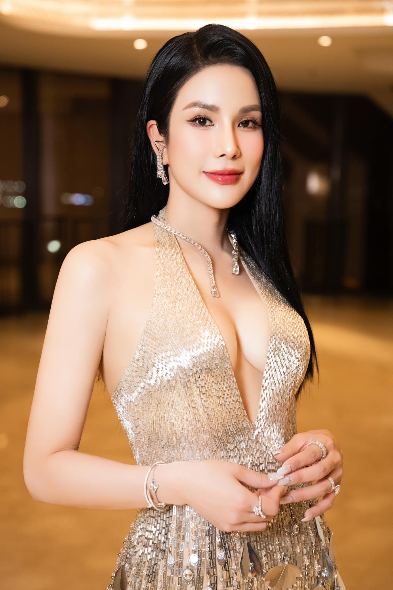 Tình duyên của sao nữ tuổi Tỵ: Người an yên bên chồng đại gia, người cay đắng rời khỏi nhà hào môn- Ảnh 5. Tình duyên của sao nữ tuổi Tỵ: Người an yên bên chồng đại gia, người cay đắng rời khỏi nhà hào môn- Ảnh 5.