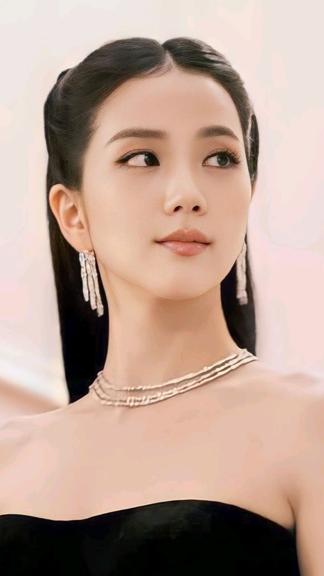 Đến lượt Jisoo (BLACKPINK) bị ghẻ lạnh ngay tại Hàn Quốc- Ảnh 7. Đến lượt Jisoo (BLACKPINK) bị ghẻ lạnh ngay tại Hàn Quốc- Ảnh 7.