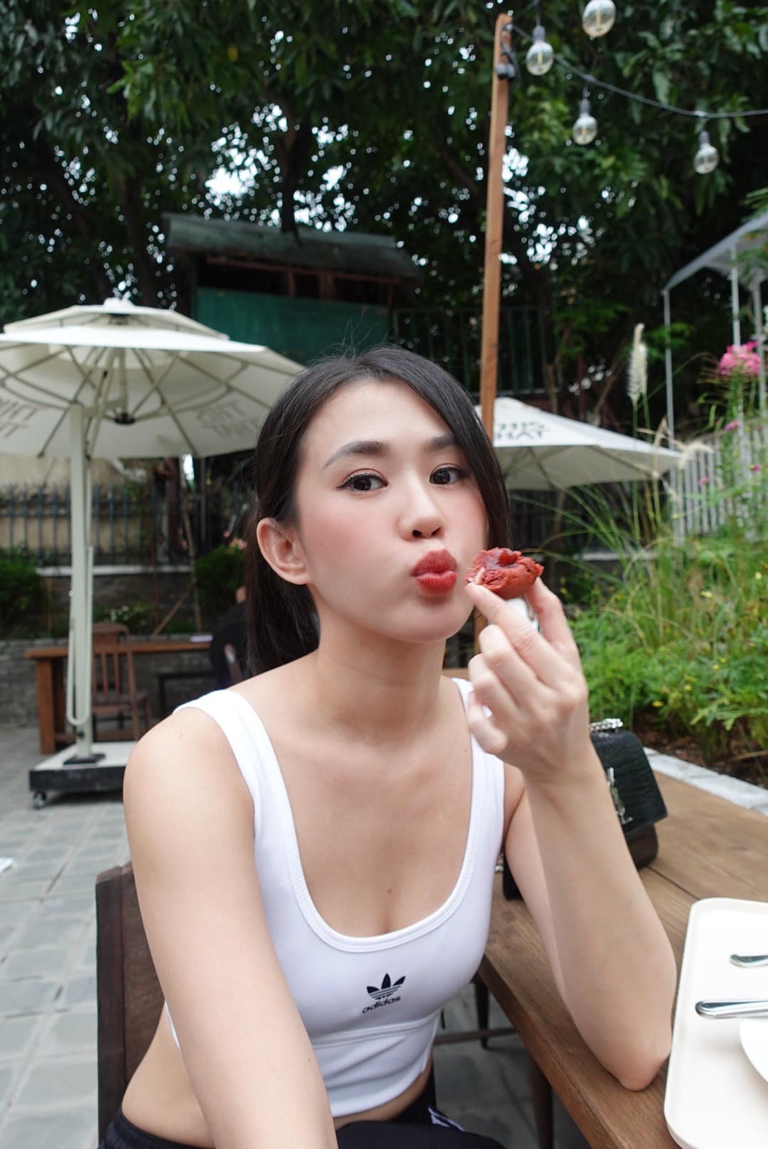 Ngọc Thảo: Hot girl đình đám từng vướng tin hẹn hò SOOBIN, đáp trả cực gắt khi bị hỏi chuyện