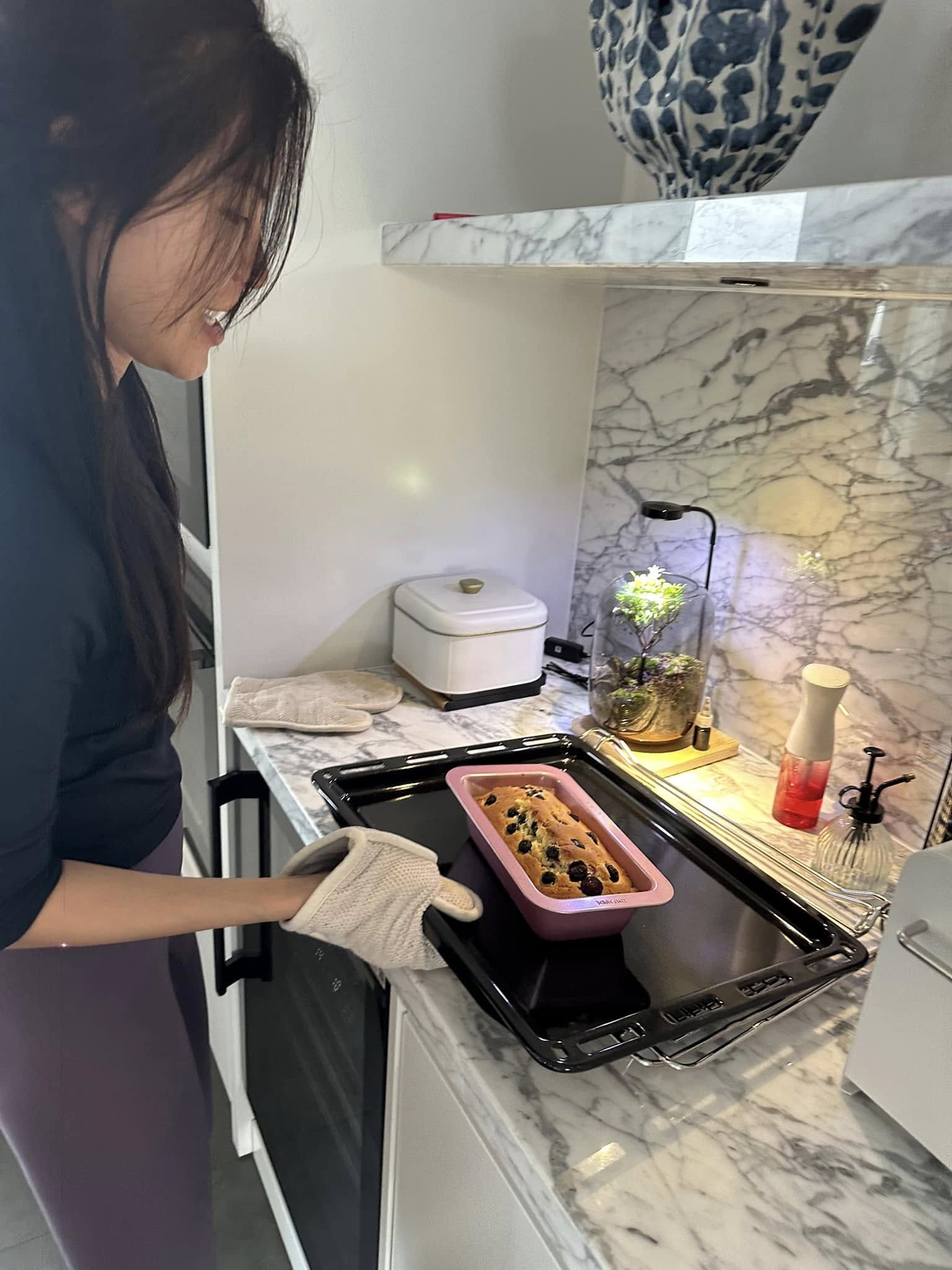 Nhận tin nhắn vỏn vẹn 5 chữ từ chồng Tây, mỹ nhân Việt bất ngờ thừa nhận Nhận tin nhắn vỏn vẹn 5 chữ từ chồng Tây, mỹ nhân Việt bất ngờ thừa nhận