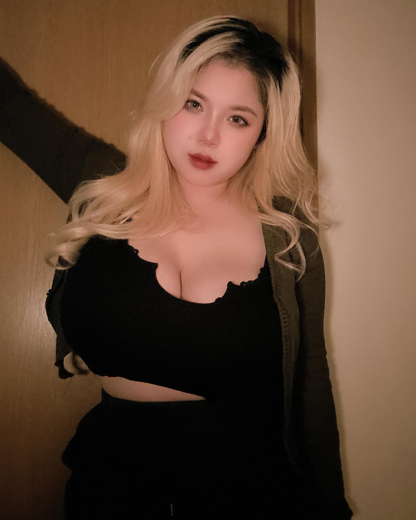 Hiện tượng mạng một thời ngày càng tự tin, phô trương