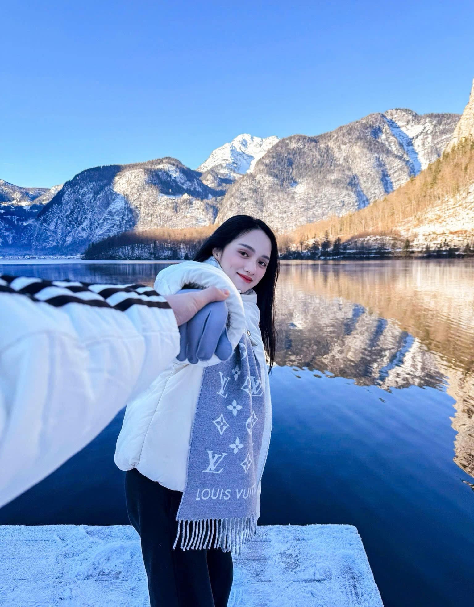 Vbiz 2025 dự ngập tin hỷ: Loạt cặp đôi được