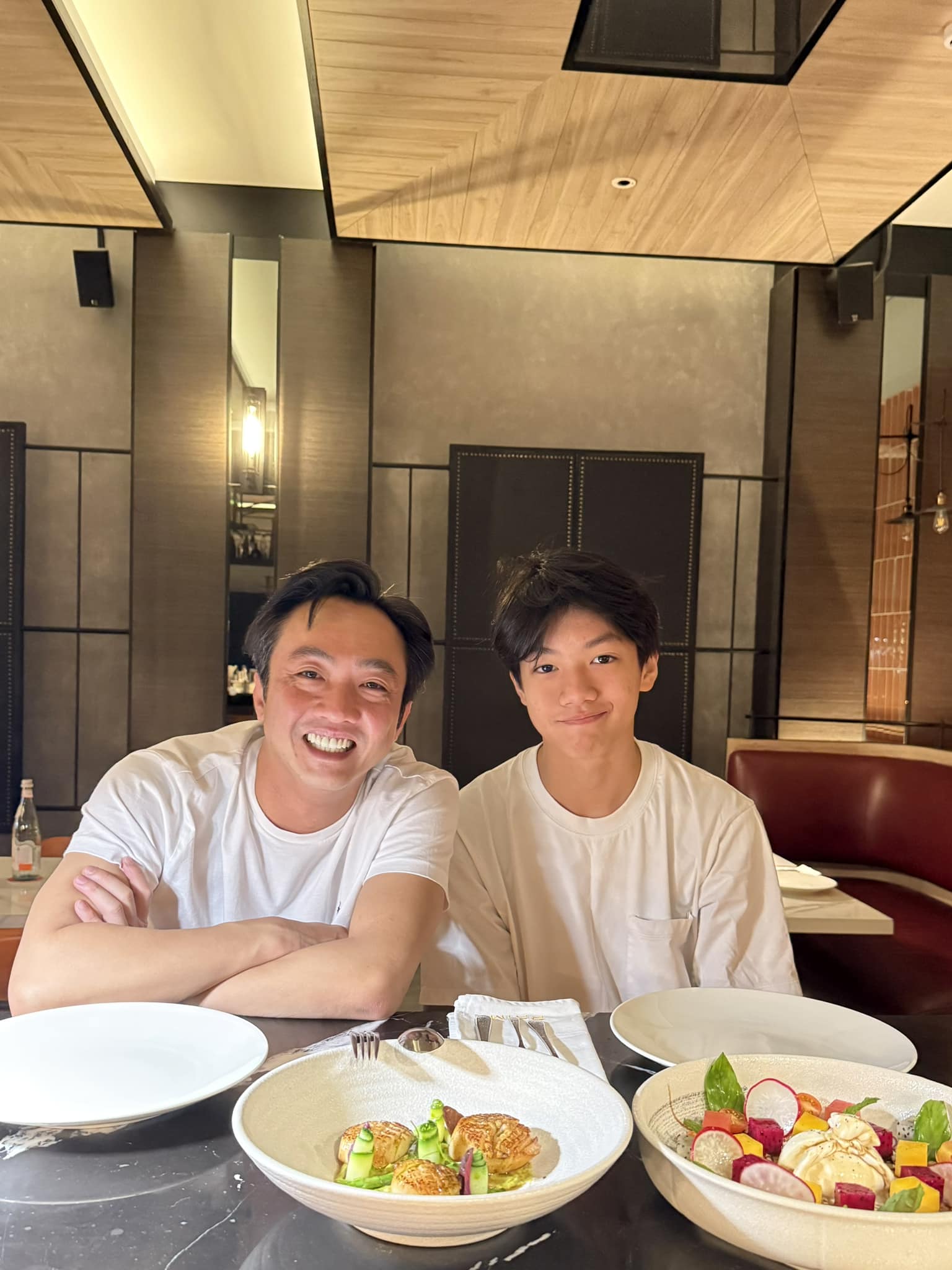 Visual cực phẩm của Subeo hiện tại, chụp ảnh