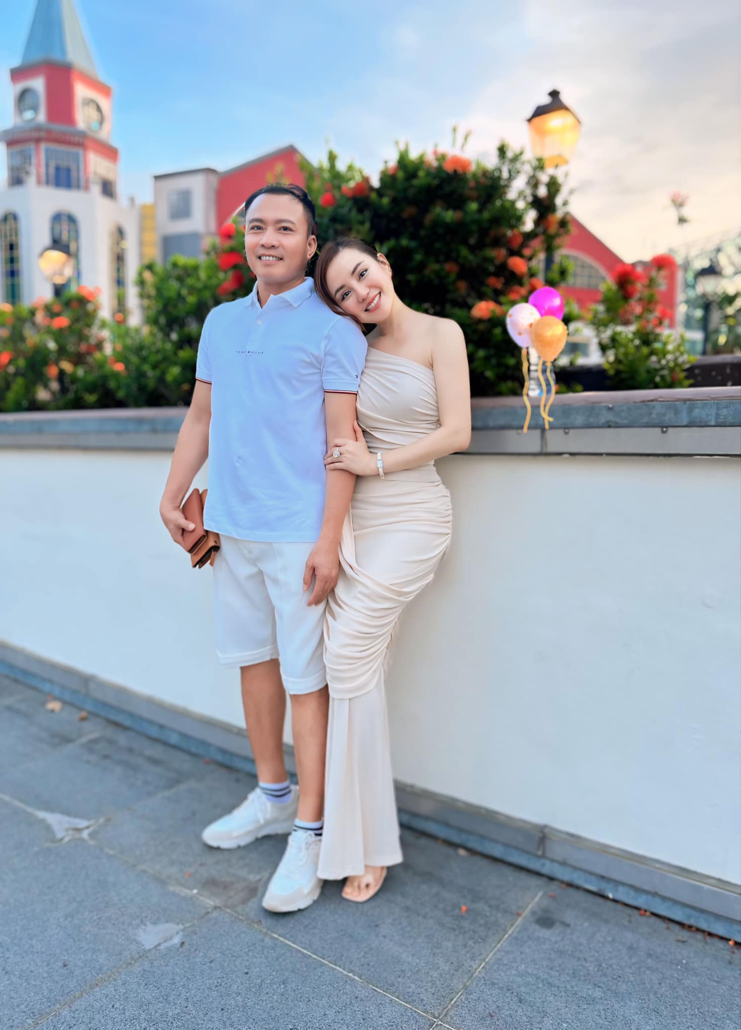 Nữ nghệ sĩ có biệt thự từ TP.HCM ra Hải Phòng, được chồng đại gia yêu chiều, trông con cho đi hát- Ảnh 3.