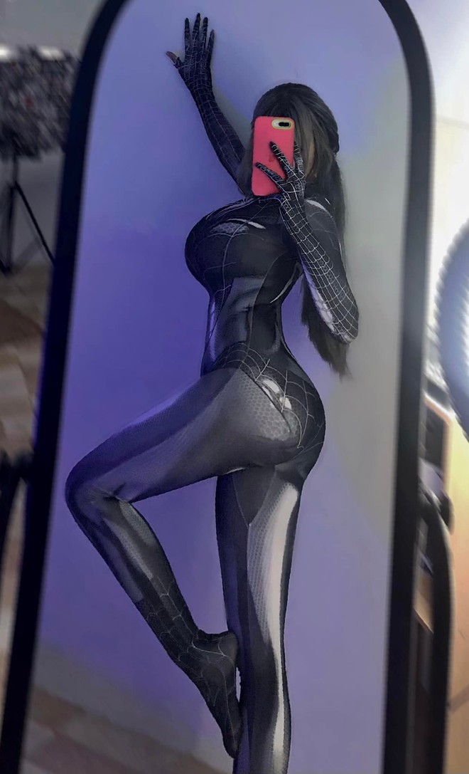 "Bẫy lừa đảo" trên trang cá nhân của hot girl gợi cảm 200.000 người theo dõi 47275012816833170522477216951781057009705971n 17369135812311852170970