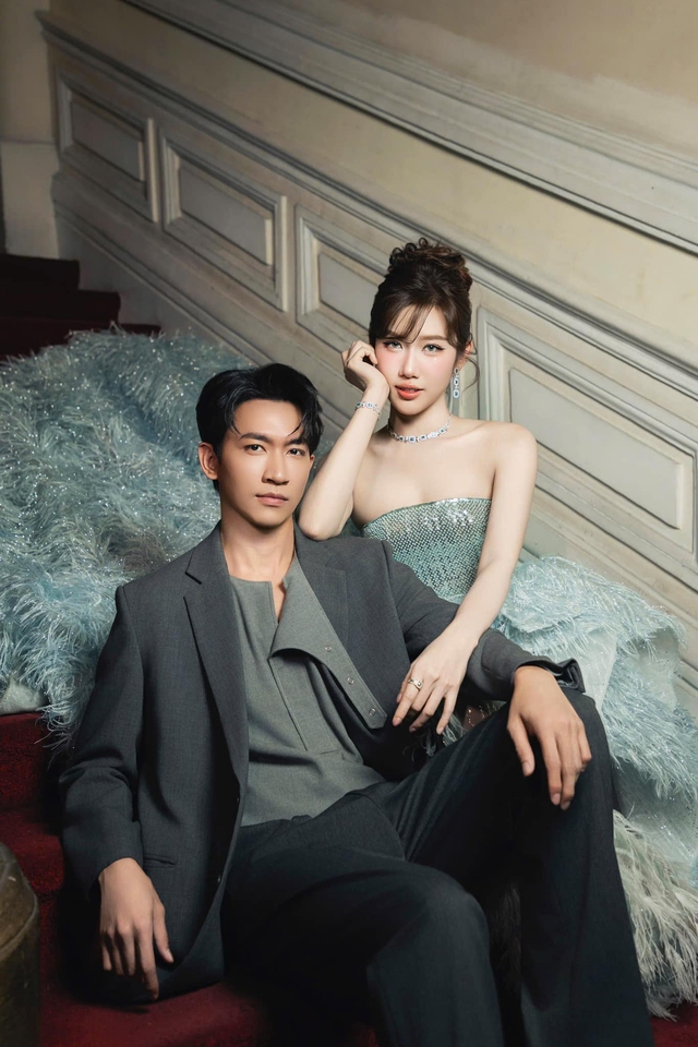 Hành động lộ liễu của mỹ nhân Running Man Việt giữa tin