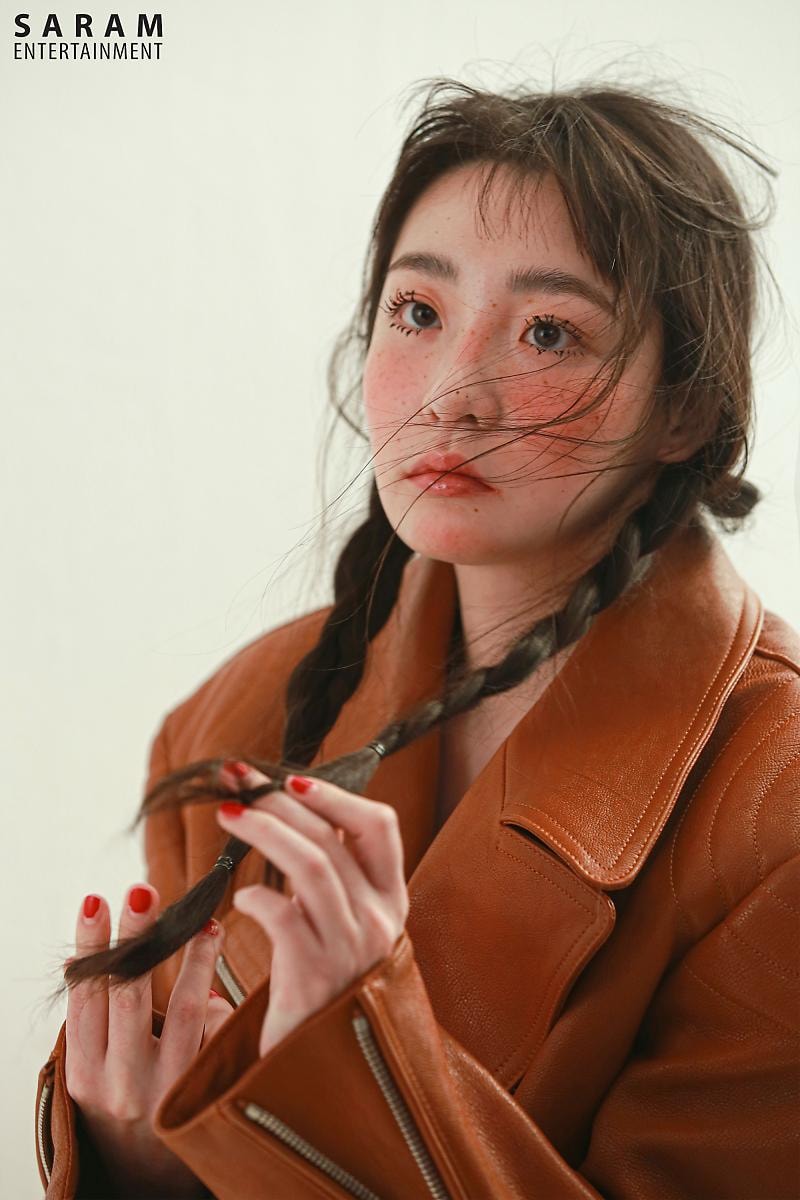 Mỹ nhân là ngoại lệ của Lee Min Ho: Nhan sắc độc bản đập tan mọi chuẩn mực, không biết khen bao nhiêu mới đủ- Ảnh 4.