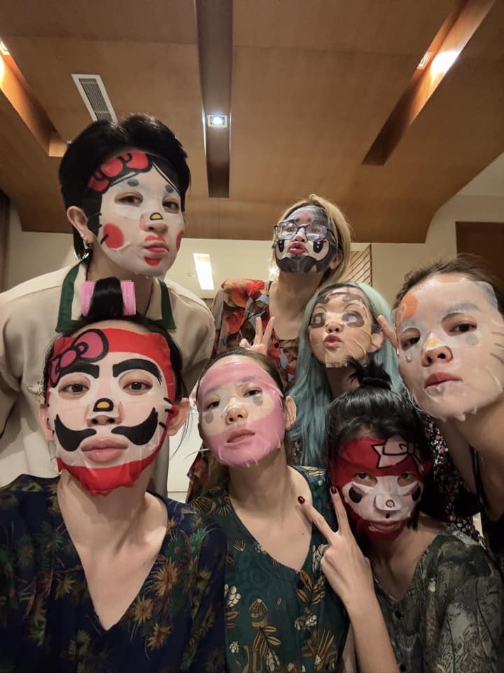 Phạm Quỳnh Anh làm gì với Gil Lê sau khi bị chỉ trích vì câu