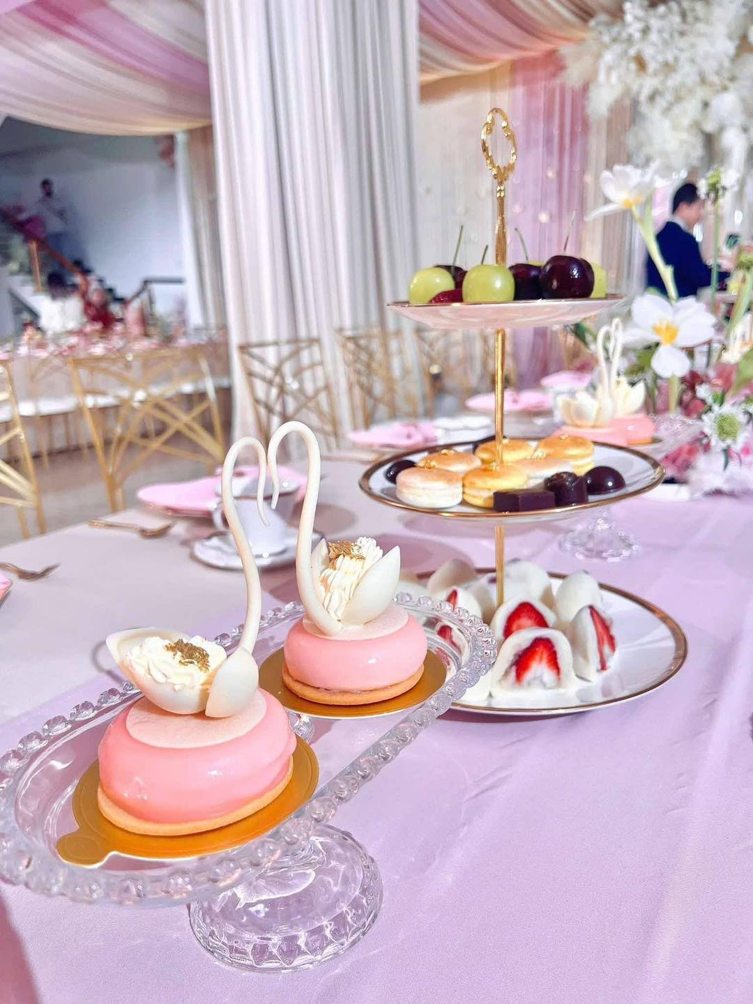 Hé lộ phần quà cô dâu hào môn Phương Nhi tặng khách mời trong lễ ăn hỏi- Ảnh 4. Hé lộ phần quà cô dâu hào môn Phương Nhi tặng khách mời trong lễ ăn hỏi- Ảnh 4.