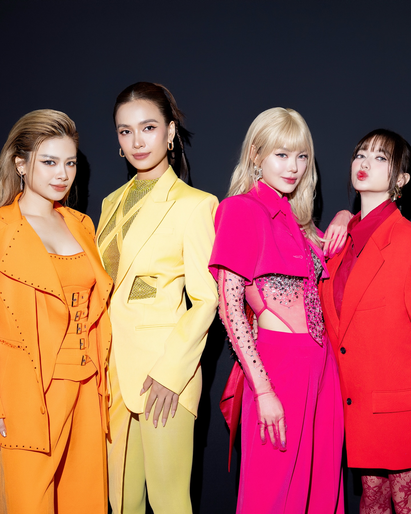 Màn biến hình chưa từng có của Minh Hằng tại WeChoice Awards, xử lý tình huống mượt mà thế này!- Ảnh 2. Màn biến hình chưa từng có của Minh Hằng tại WeChoice Awards, xử lý tình huống mượt mà thế này!- Ảnh 2.