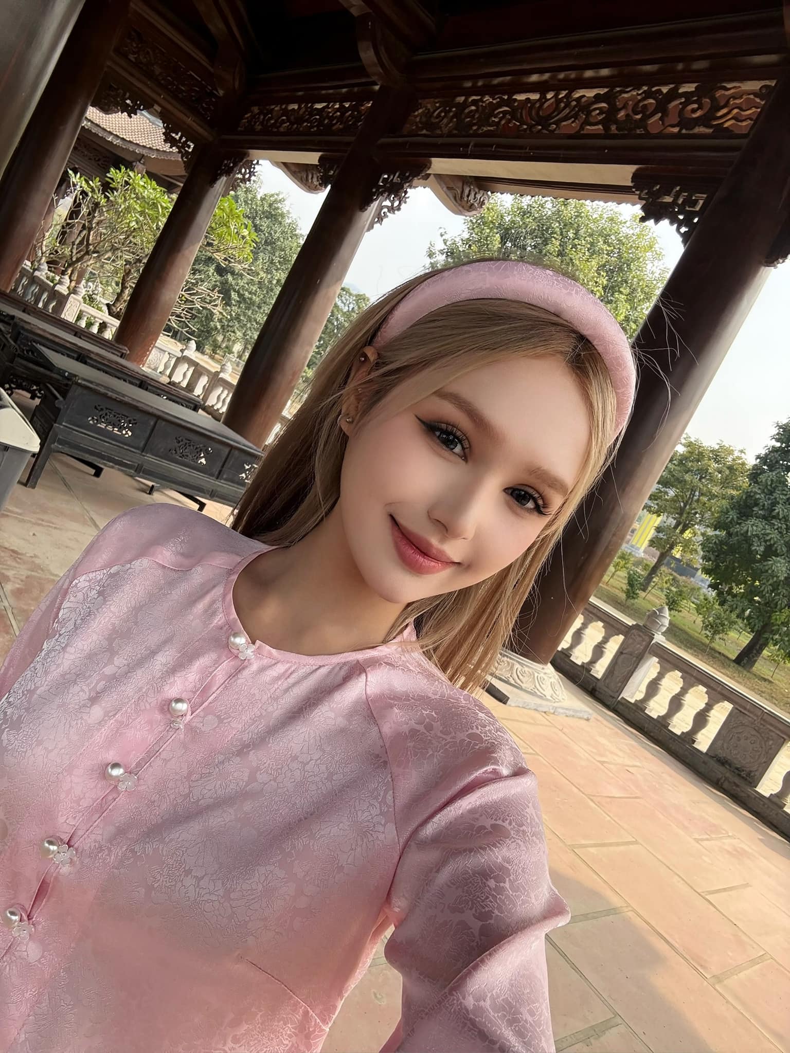 Không tin được đây là diện mạo của Xoài Non?- Ảnh 2. Không tin được đây là diện mạo của Xoài Non?- Ảnh 2.