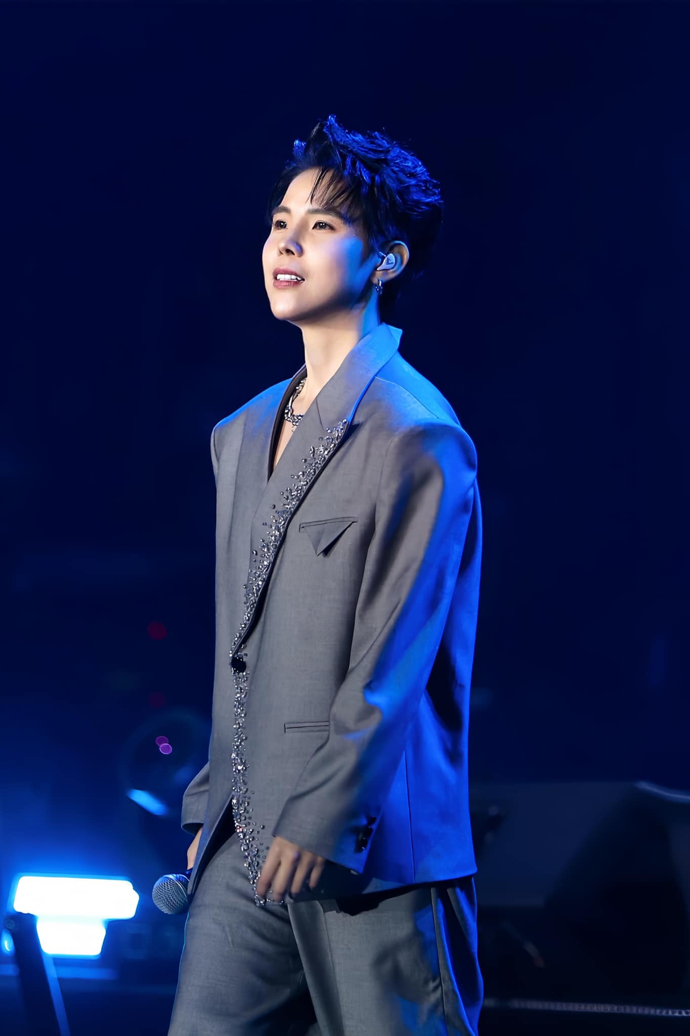 HOT: Vũ Cát Tường cầu hôn bạn gái thành công!- Ảnh 2. HOT: Vũ Cát Tường cầu hôn bạn gái thành công!- Ảnh 2.