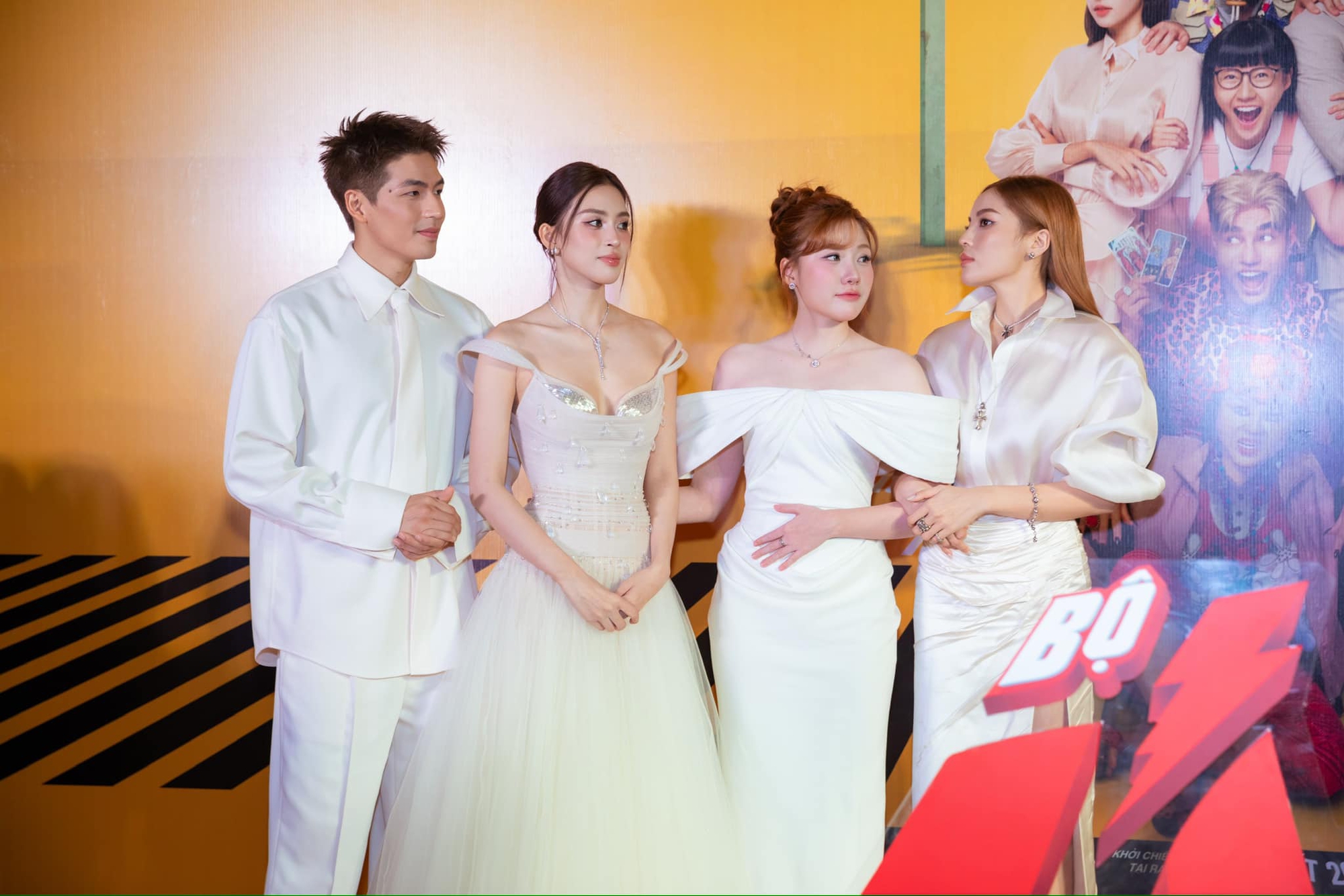 Hoa hậu Tiểu Vy bị co giật bất tỉnh, tình trạng hiện tại ra sao?- Ảnh 2. Hoa hậu Tiểu Vy bị co giật bất tỉnh, tình trạng hiện tại ra sao?- Ảnh 2.