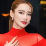 Mỹ nhân Việt thành sao hạng A nhờ "vai diễn 0 đồng", gây sốc vì bị yêu cầu "có chết cũng phải chết trên đoàn phim" 4745202411219185136233327636726304765633065n 1741104106977 17411041082441491774782 171 0 885 1364 crop 1741104209461179215551jpg