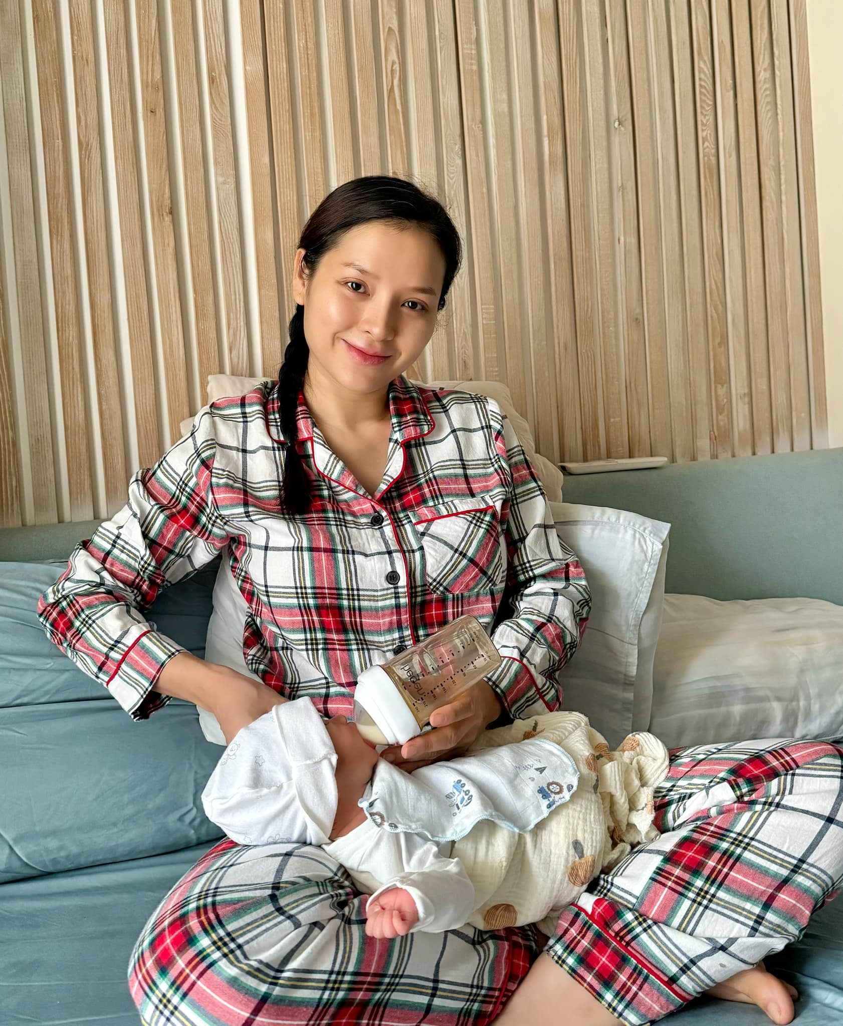 Phương Trinh Jolie ngừng sinh con- Ảnh 2. Phương Trinh Jolie ngừng sinh con- Ảnh 2.