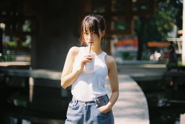 Gái xinh 2k1 vừa bị tóm gọn ăn tối thân mật với Quốc Trường là ai?- Ảnh 5.