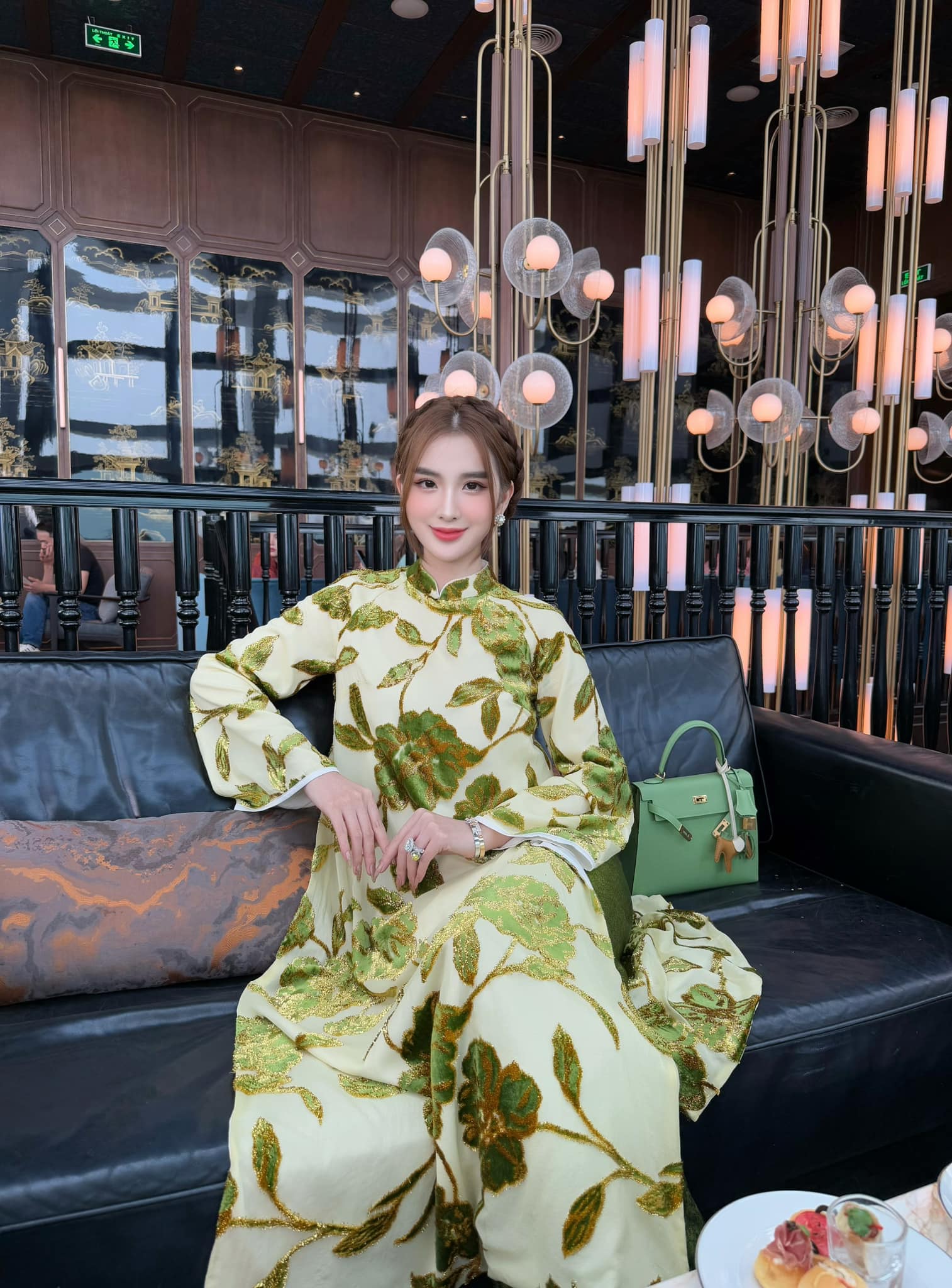 Giấu kín bấy lâu, 1 mỹ nhân Việt công khai có con trai với vị bác sĩ thẩm mỹ nổi tiếng?- Ảnh 4.