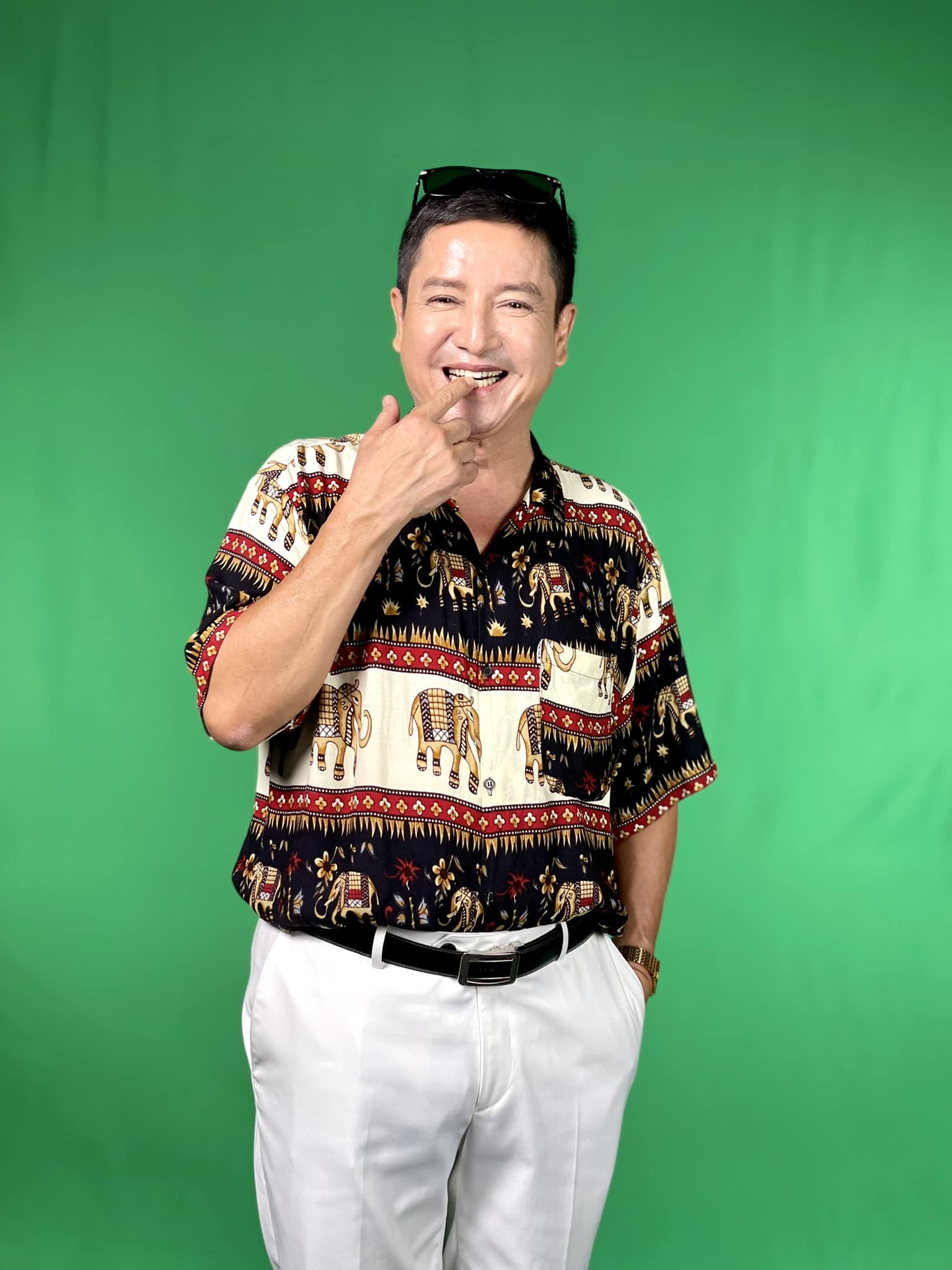 Sao nam Vbiz ra sao sau ca phẫu thuật loại bỏ 3 khối u, gây mê hoàn toàn trong 90 phút- Ảnh 4. Sao nam Vbiz ra sao sau ca phẫu thuật loại bỏ 3 khối u, gây mê hoàn toàn trong 90 phút- Ảnh 4.