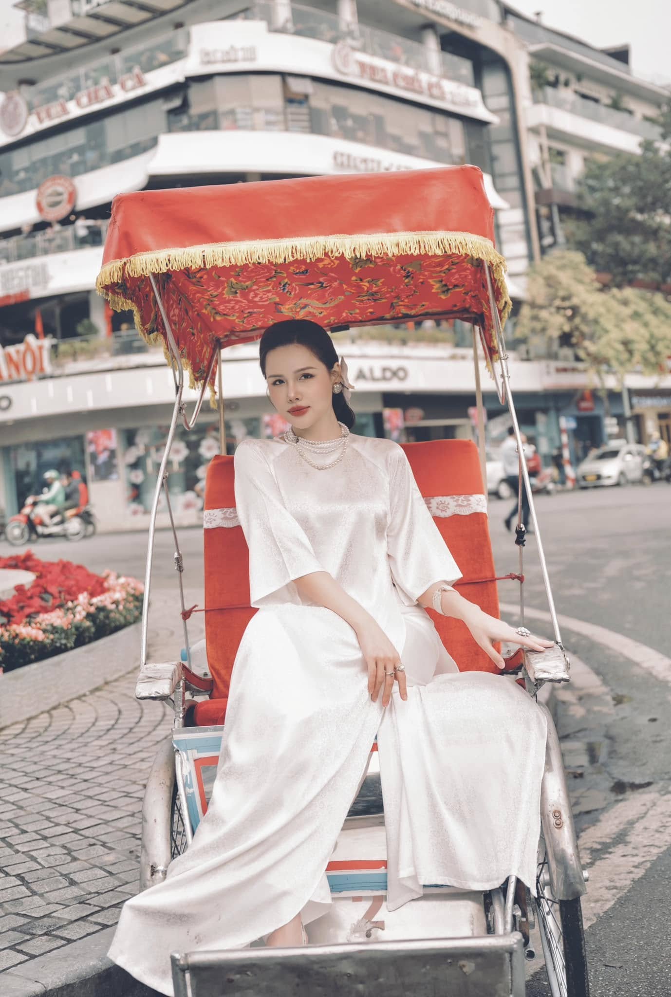 Hội dâu hào môn làm gì ngày Tết: Tăng Thanh Hà xông xáo nội trợ, tất bật lo việc nhà cửa, Mai Ngọc thì hoàn toàn ngược lại- Ảnh 14. Hội dâu hào môn làm gì ngày Tết: Tăng Thanh Hà xông xáo nội trợ, tất bật lo việc nhà cửa, Mai Ngọc thì hoàn toàn ngược lại- Ảnh 14.