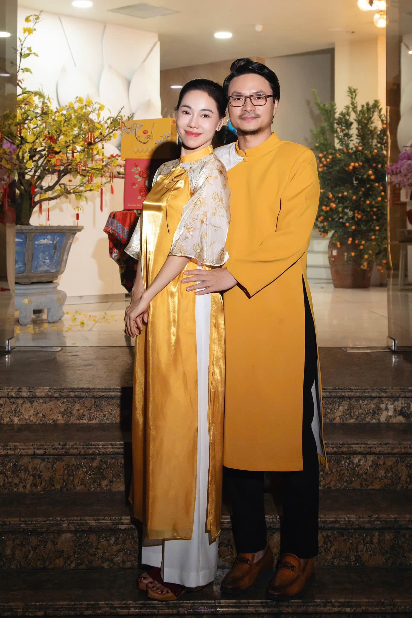 Hoa hậu Đỗ Hà tuyên bố ngừng hợp tác với Sen Vàng, phản ứng của vợ chồng