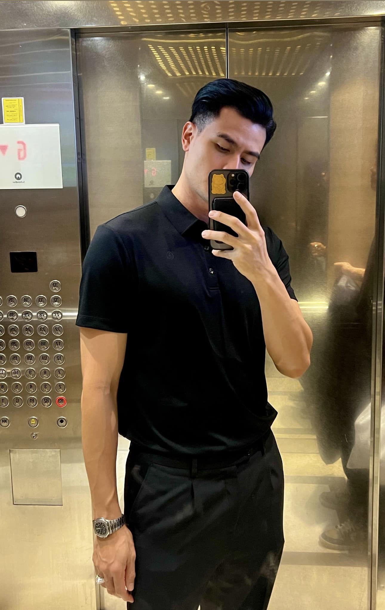 Nam thần kết hôn bí ẩn nhất Vbiz công khai ảnh vợ tiểu thư gia thế khủng- Ảnh 5. Nam thần kết hôn bí ẩn nhất Vbiz công khai ảnh vợ tiểu thư gia thế khủng- Ảnh 5.