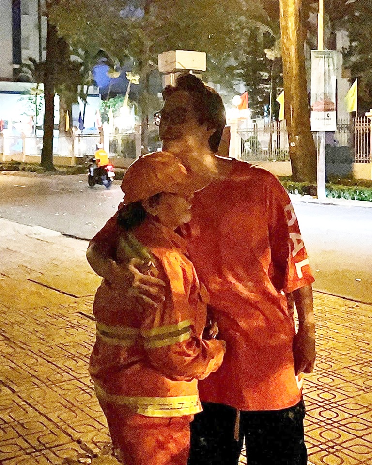 Mùng 3 Tết, Hà Anh Tuấn khiến dân mạng không kìm được nước mắt chỉ với 1 bức ảnh- Ảnh 1. Mùng 3 Tết, Hà Anh Tuấn khiến dân mạng không kìm được nước mắt chỉ với 1 bức ảnh- Ảnh 1.