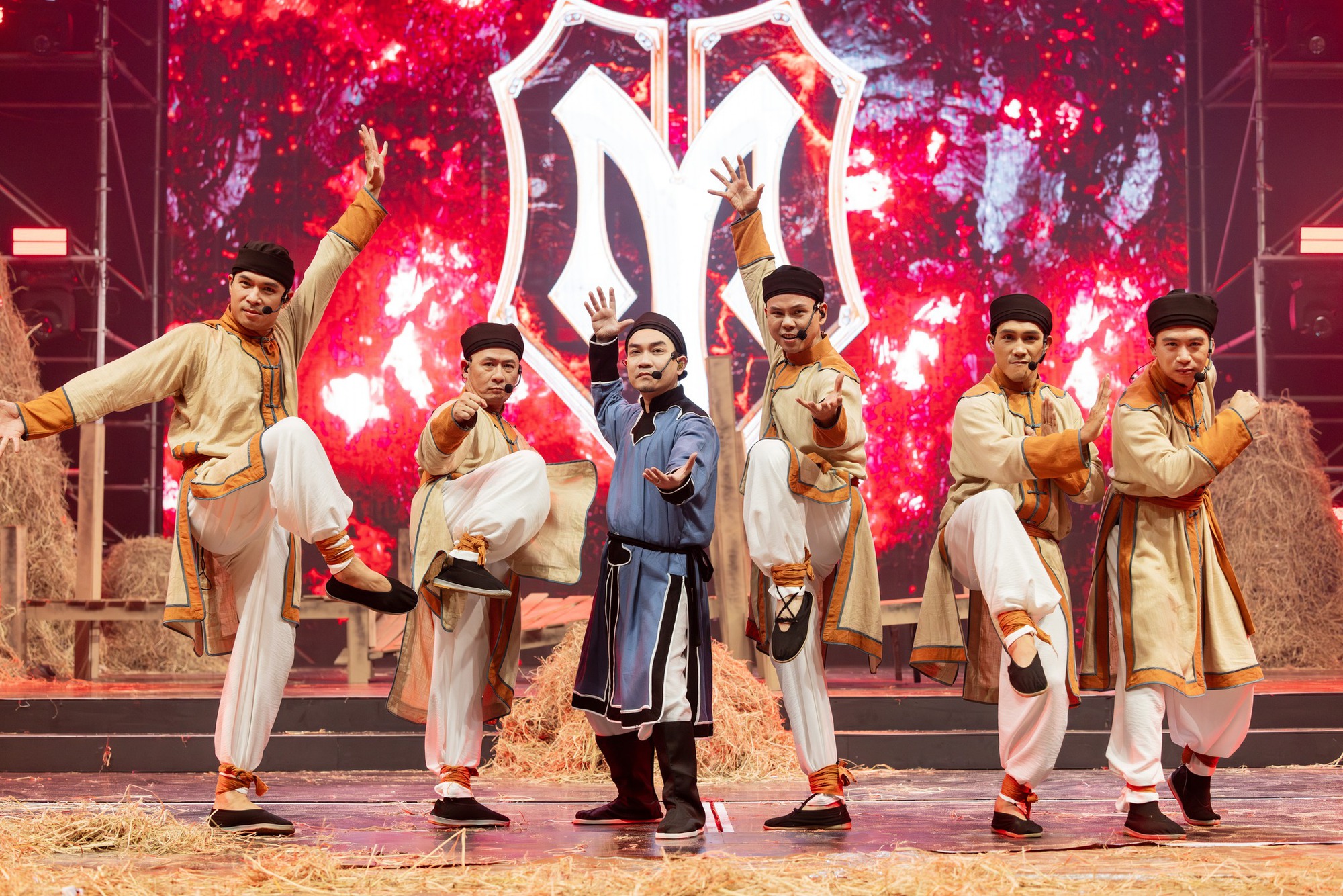 1 nam nghệ sĩ gặp tai nạn giao thông trên đường đến concert Anh Trai Vượt Ngàn Chông Gai- Ảnh 3.