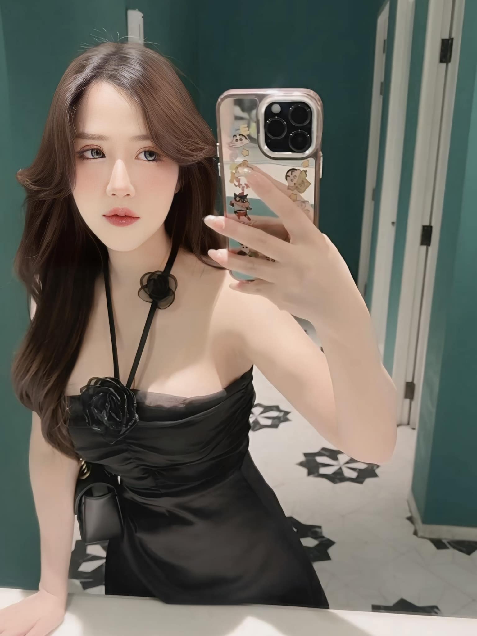 "Flex" sự đảm đang bếp núc, nữ game thủ khiến fan nam gật gù: "waifu" trong mơ có thật! 4758715174864160778460223770814144054727981n 17550589606311753786456 1755068569466 17550685696522082540410