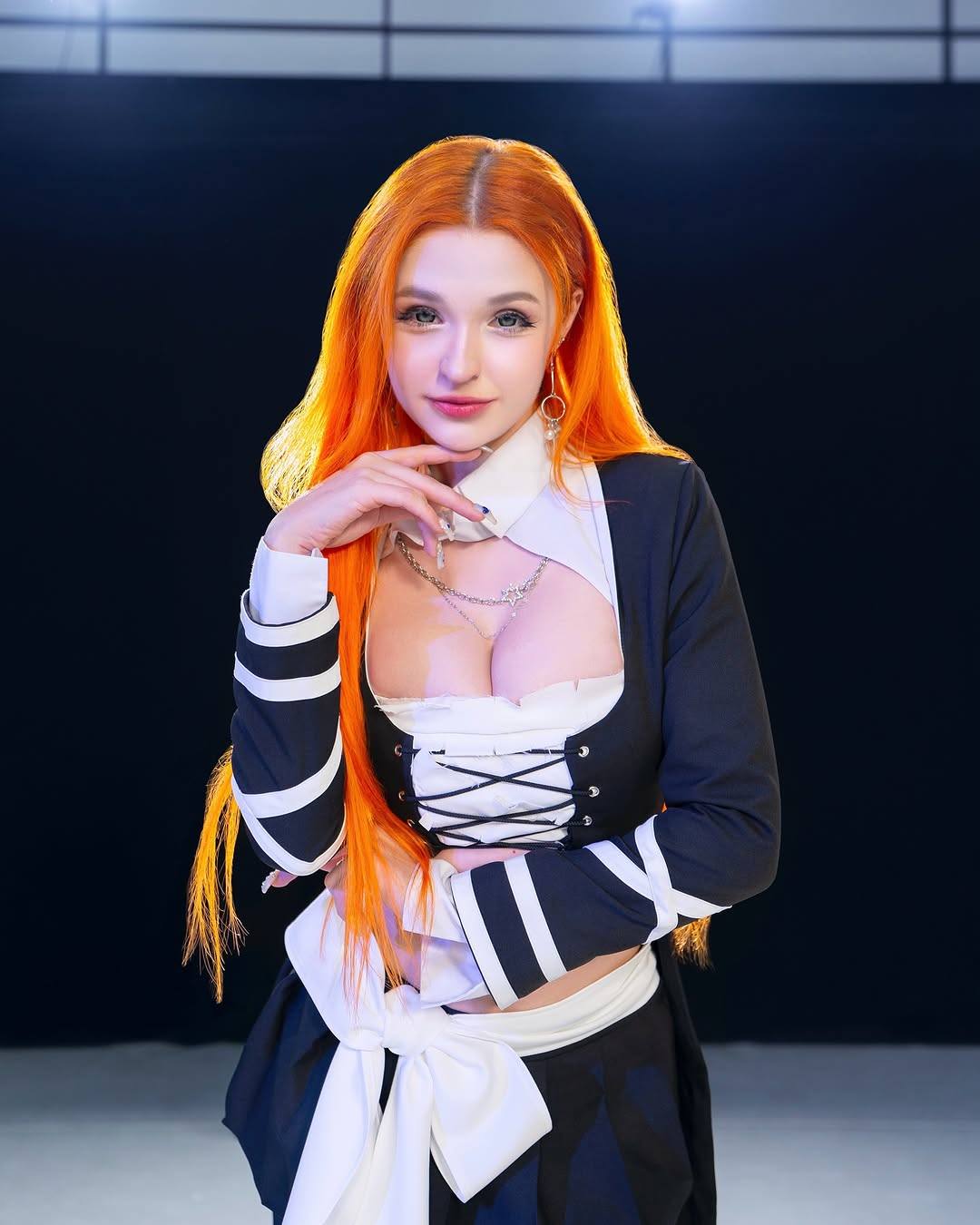 Nữ coser nổi tiếng trổ tài Nữ coser nổi tiếng trổ tài