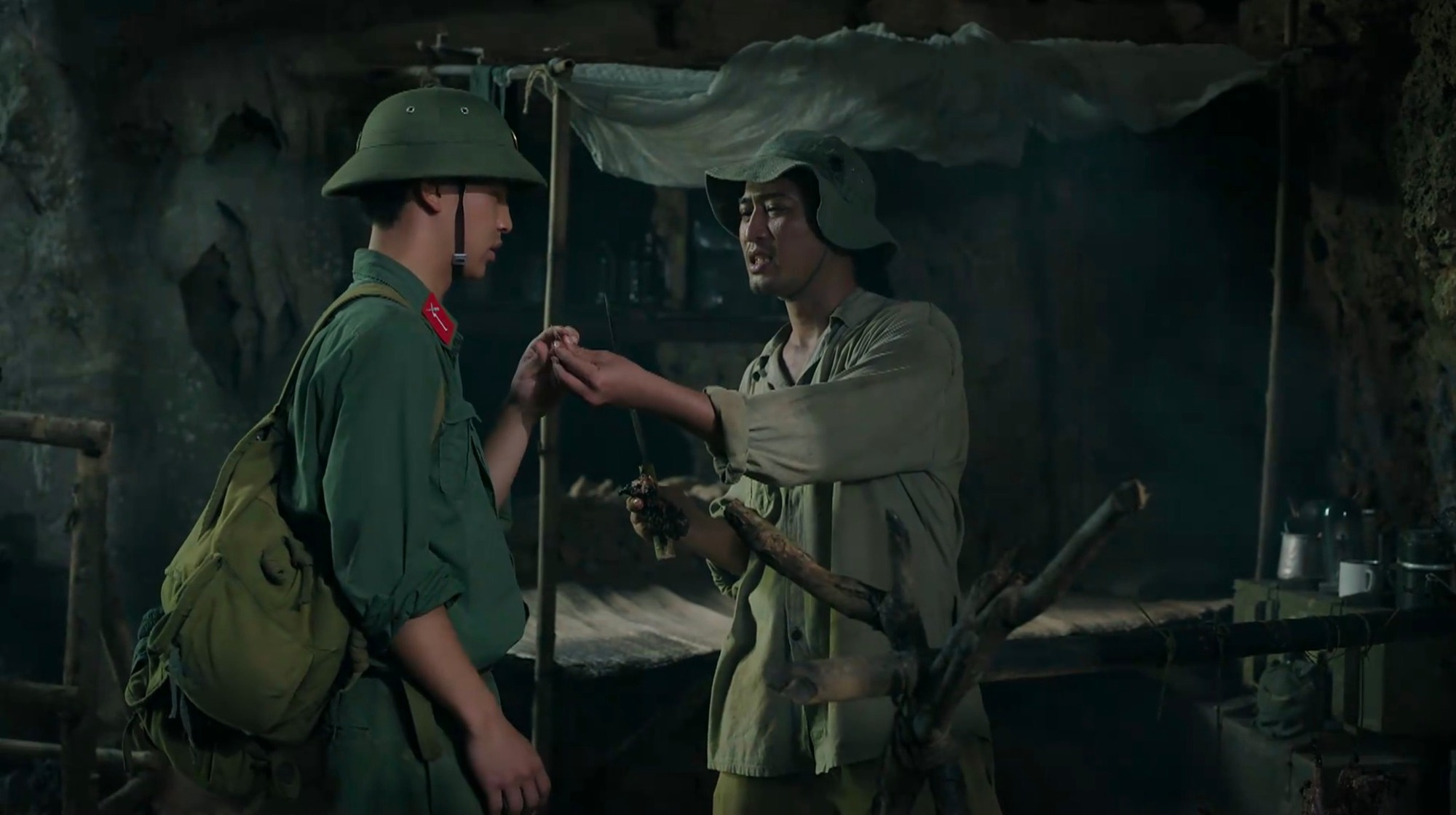 Phim Việt hay thế này mà chưa biết tới thì thua đấy, chỉ 1 câu thoại mà cả triệu người lũ lượt xin tên- Ảnh 3.