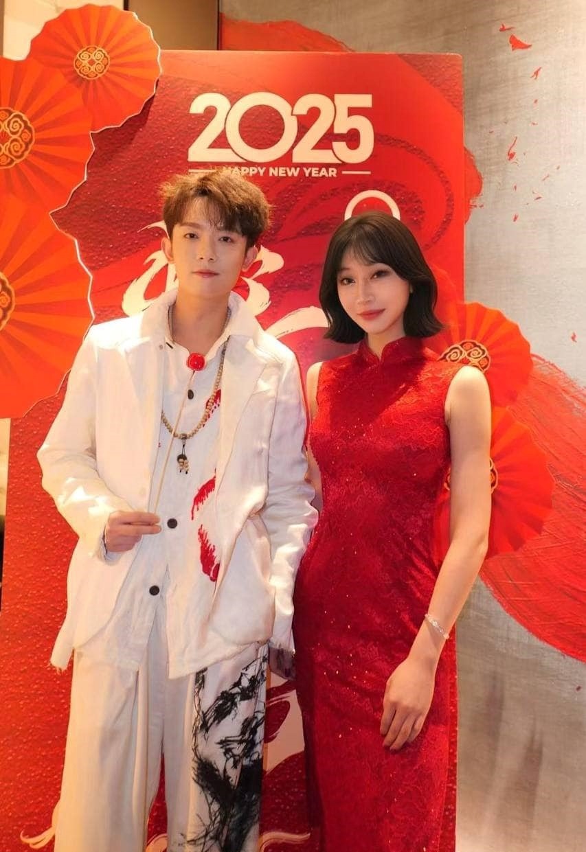 "Trai đẹp ngông cuồng bóc phốt cả showbiz" sắp vào tù "bóc lịch" 5 năm 47661650761256297819424254586798 17524727884001947087314 1752478515004 1752478515467794777750