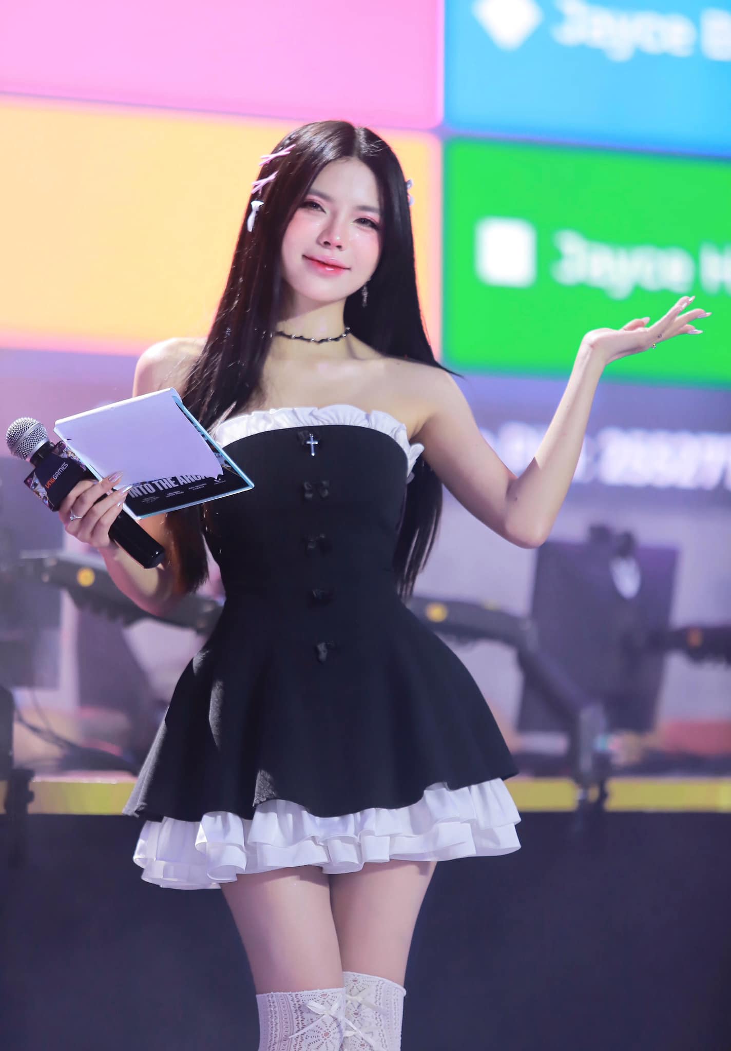 Mai Dora xuất hiện trên sóng Esports World Cup, netizen Hàn trầm trồ nhưng có một nhầm lẫn bất ngờ- Ảnh 6.