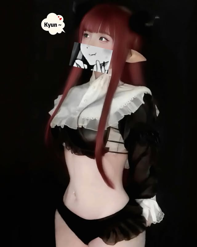 Nữ coser Việt gây bão với những màn cosplay nóng bỏng dù che mặt- Ảnh 1.