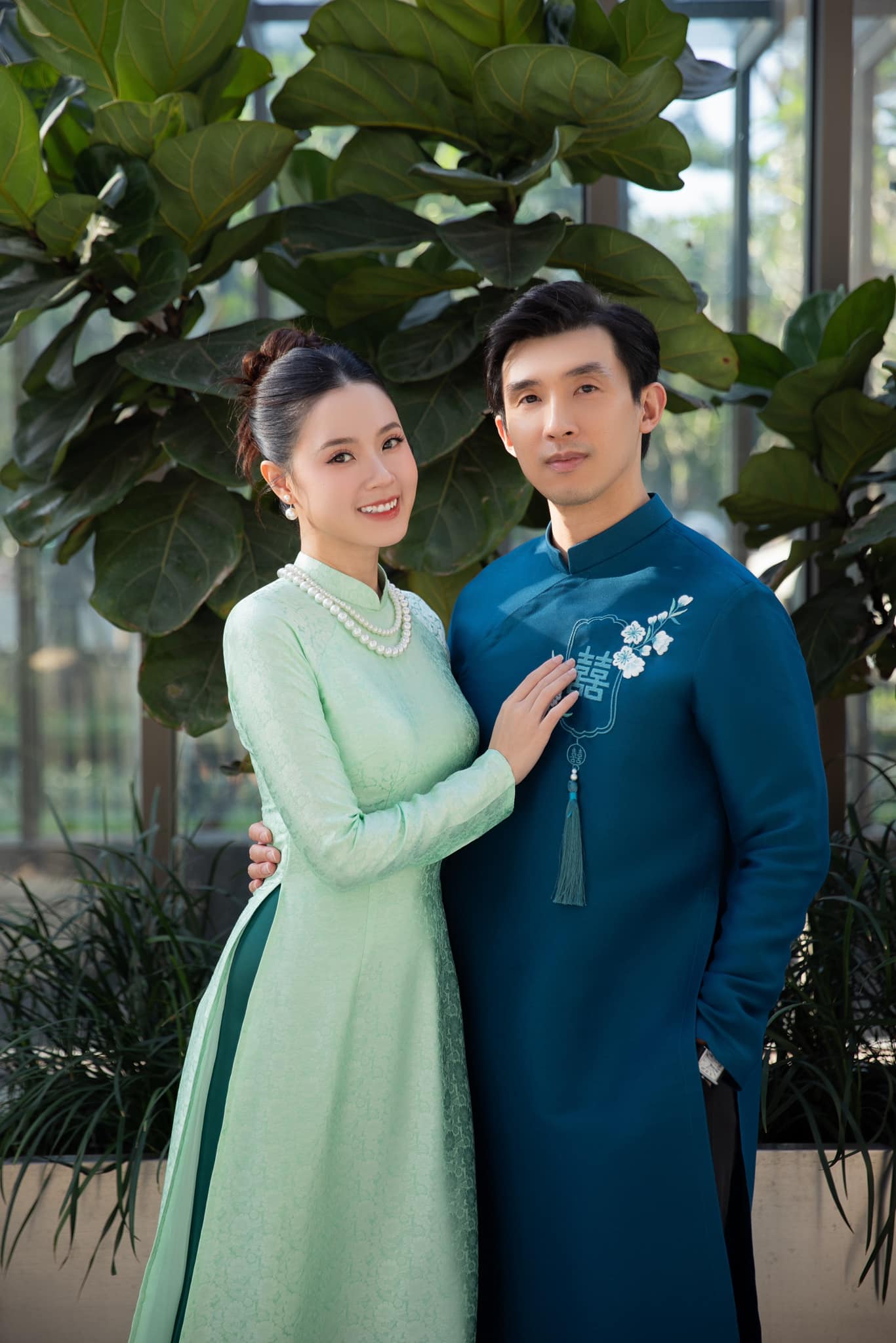 Midu để lộ cận body hiện tại, soi đúng bàn tay có hành động lạ giữa nghi vấn bầu bí- Ảnh 4. Midu để lộ cận body hiện tại, soi đúng bàn tay có hành động lạ giữa nghi vấn bầu bí- Ảnh 4.