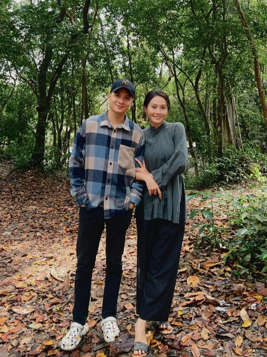 Sao nữ Vbiz tái hôn với bạn trai làm nhân viên văn phòng- Ảnh 6. Sao nữ Vbiz tái hôn với bạn trai làm nhân viên văn phòng- Ảnh 6.