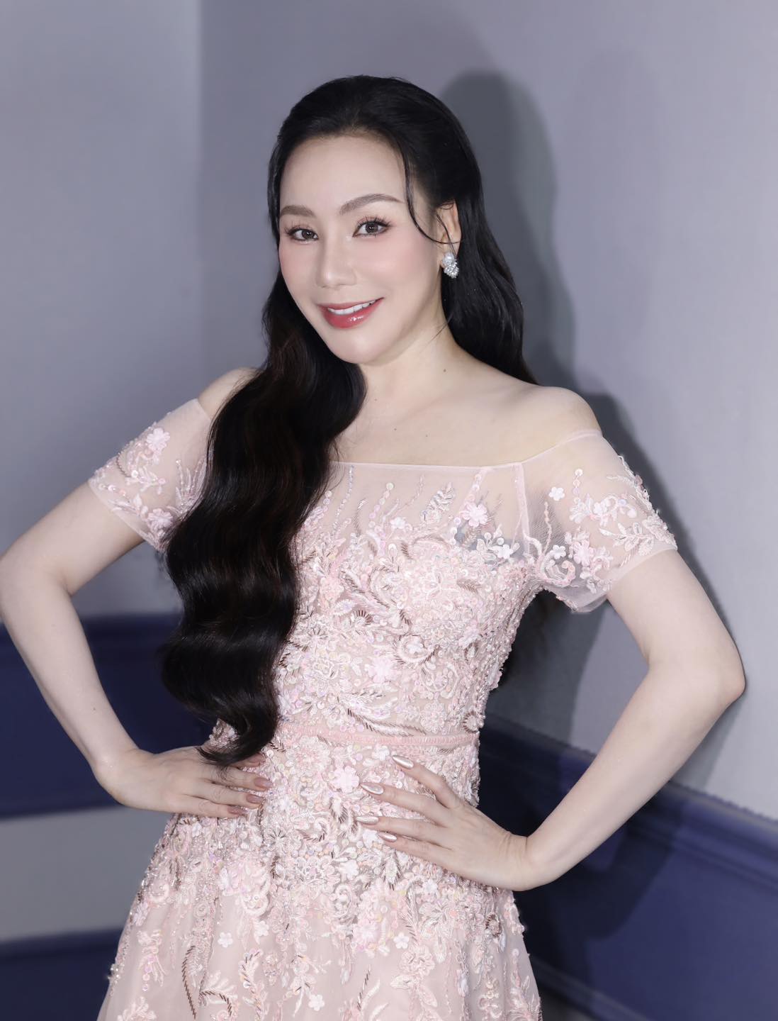 HOT: Hồ Quỳnh Hương cưới ngày mai, thông tin chú rể được hé lộ- Ảnh 2.