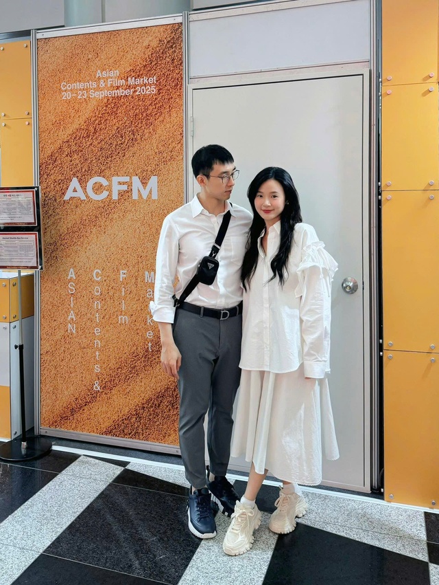 Biểu hiện khác thường của Midu- Ảnh 2.