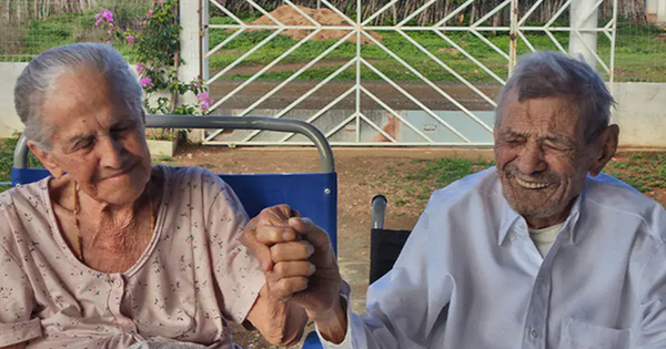 Cuộc hôn nhân dài nhất thế giới: Lấy nhau 84 năm, có 13 con, 109 cháu chắt 28 Cuộc hôn nhân dài nhất thế giới: Lấy nhau 84 năm, có 13 con, 109 cháu chắt 47cs0pebrazilian couple manoel and maria dino625x30023february25 1 11073610 1740379183901 17403791841691179221363 0 8 440 712 crop 1740379202484533797705png