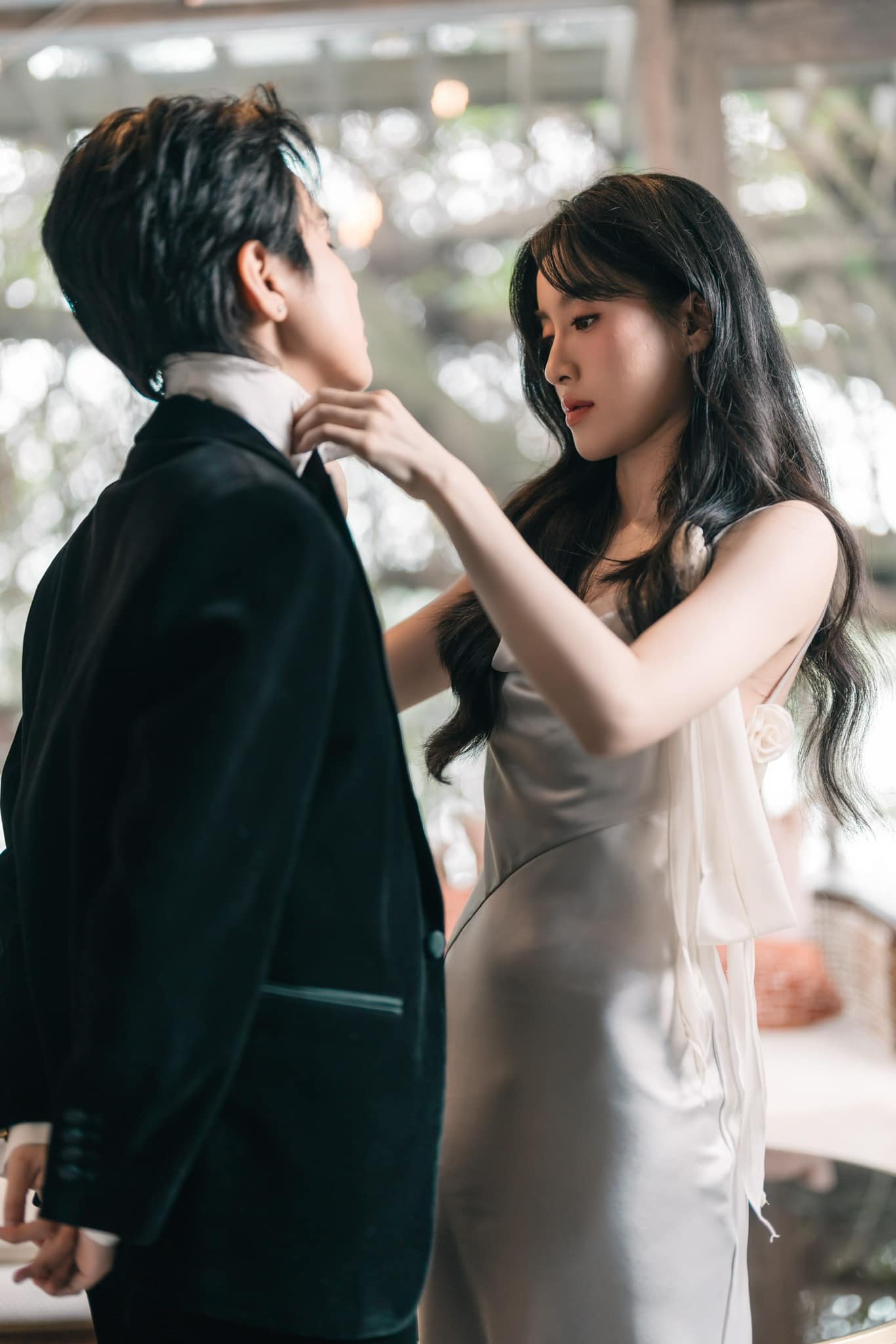 "Team qua đường" bắt gặp Vũ Cát Tường và vợ, 1 hành động vô tình bị chú ý 48007433311767936738049356051167509259437577n1 1740242622282 1740242622549885689195