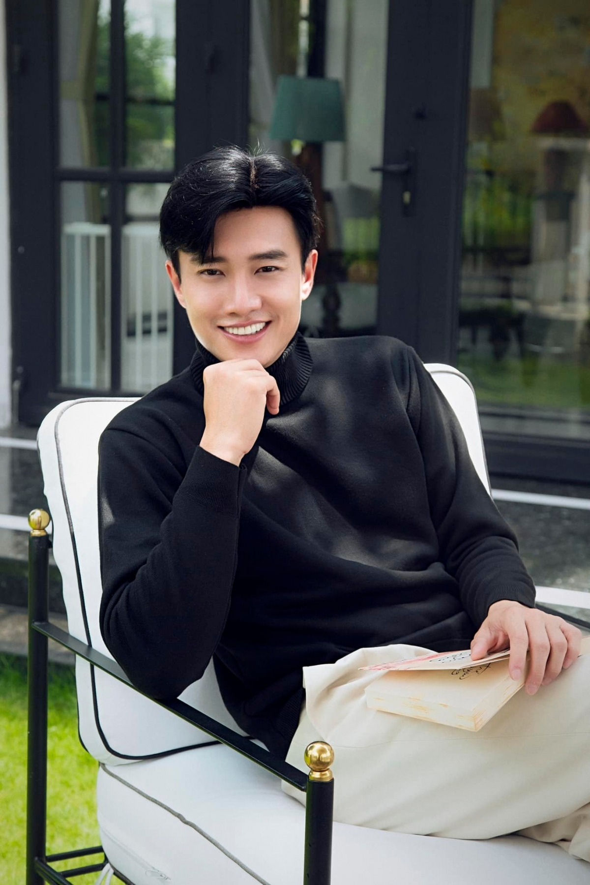 Nam thần Vbiz sở hữu khối tài sản trăm tỷ vẫn sống độc thân, gây sốc khi tự nhận bản thân Nam thần Vbiz sở hữu khối tài sản trăm tỷ vẫn sống độc thân, gây sốc khi tự nhận bản thân