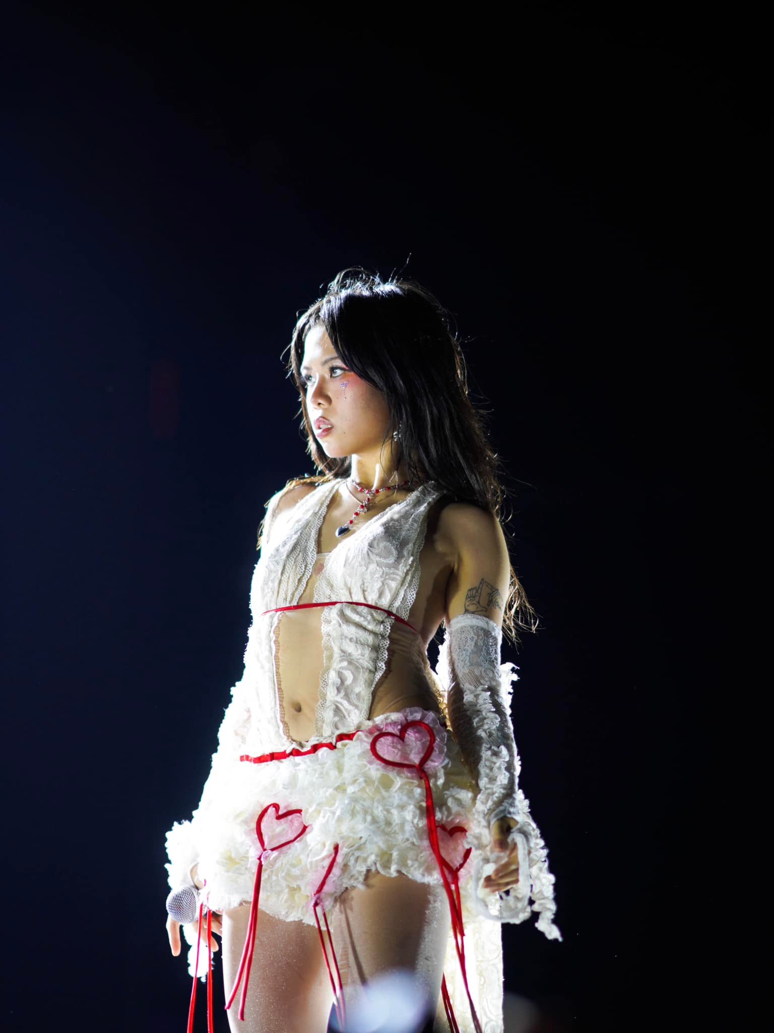 Vbiz có bộ 4 mỹ nhân sexy khó ai sánh bằng: Tóc Tiên - Chi Pu kèn cựa body từng milimet, 1 cái tên tái xuất chấn động!- Ảnh 13.