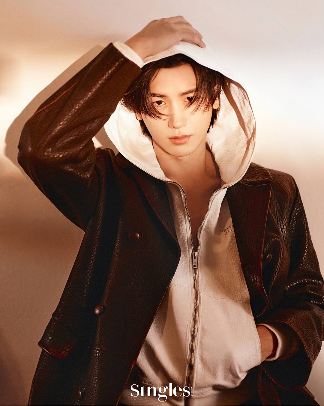 1 cặp đôi phim giả tình thật lộ ảnh hẹn hò: Nhà trai là thiếu gia siêu giàu, nhà gái đẹp không thể tả- Ảnh 10. 1 cặp đôi phim giả tình thật lộ ảnh hẹn hò: Nhà trai là thiếu gia siêu giàu, nhà gái đẹp không thể tả- Ảnh 10.