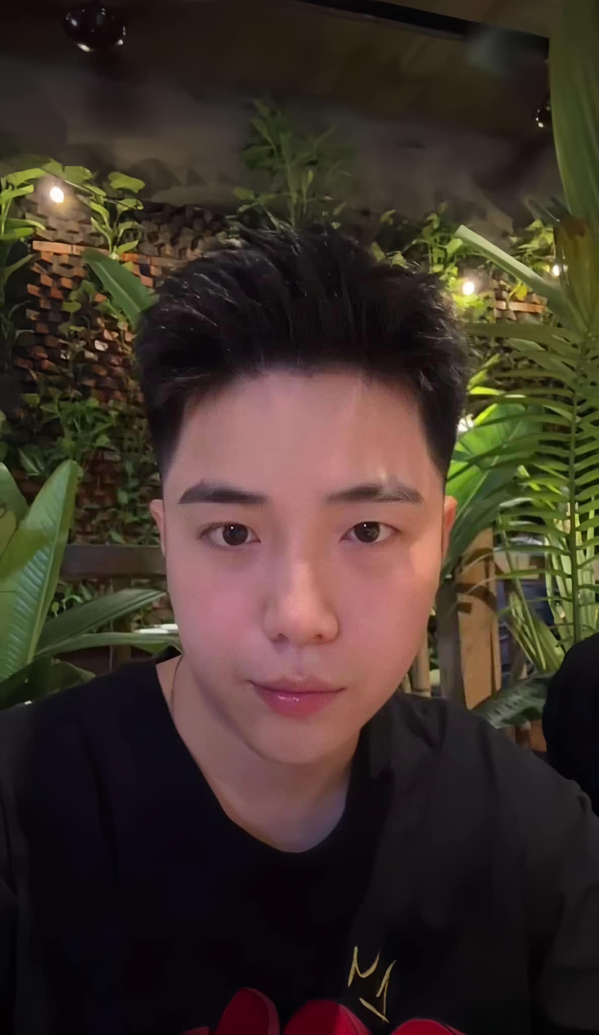 CĂNG: 2 sao nam đấu tố chuyện đời tư bê bối, nói dối, lợi dụng Đông Nhi, người trong cuộc nói gì?- Ảnh 3. CĂNG: 2 sao nam đấu tố chuyện đời tư bê bối, nói dối, lợi dụng Đông Nhi, người trong cuộc nói gì?- Ảnh 3.