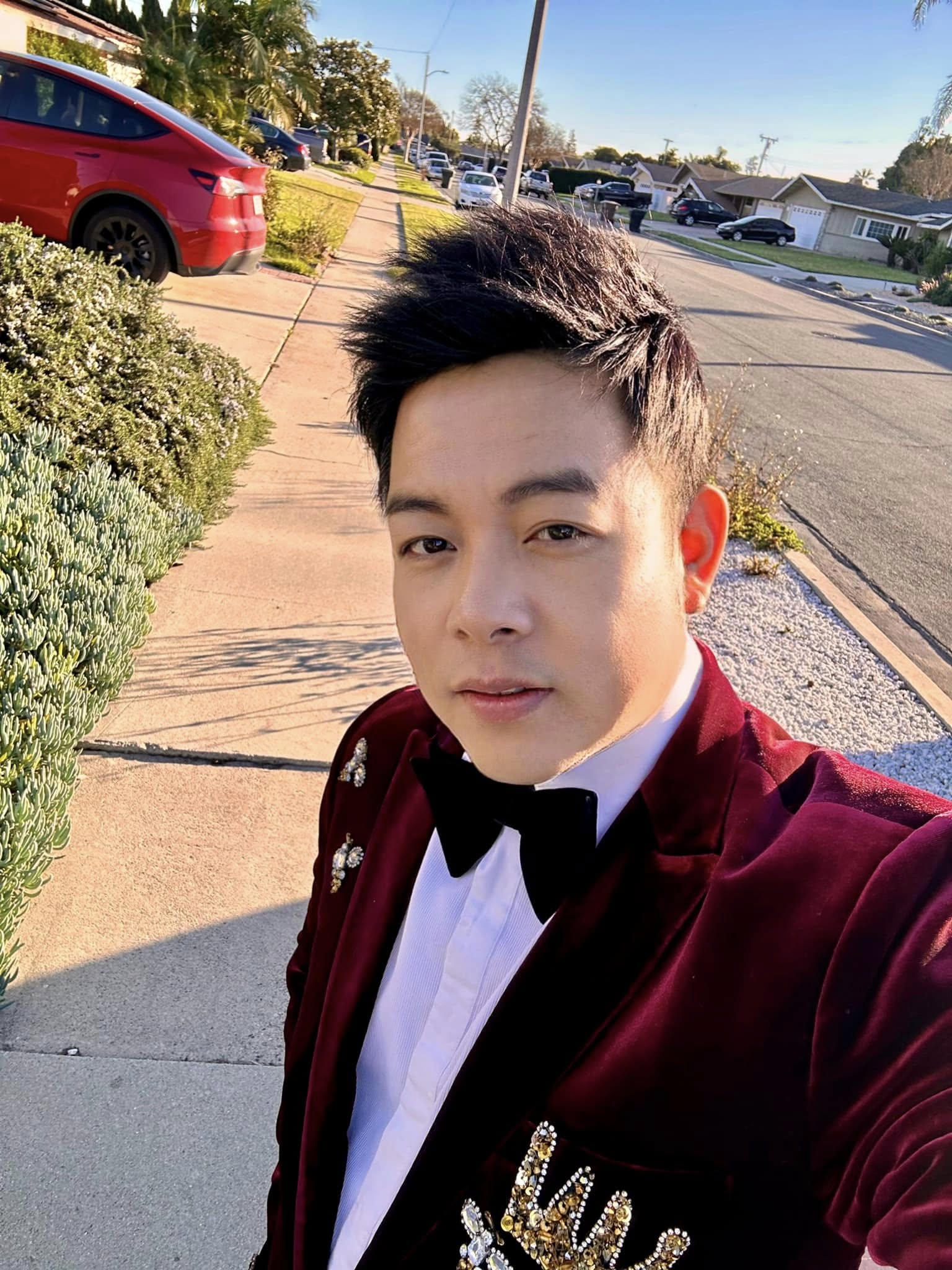 Nam nghệ sĩ có nhà trải từ Việt Nam sang Mỹ, 21 tuổi ly hôn, yêu nhiều mỹ nhân, U50 vẫn không vợ con- Ảnh 1.