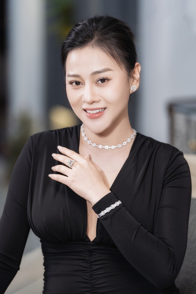 Phương Oanh và Shark Bình giàu cỡ nào?- Ảnh 9.