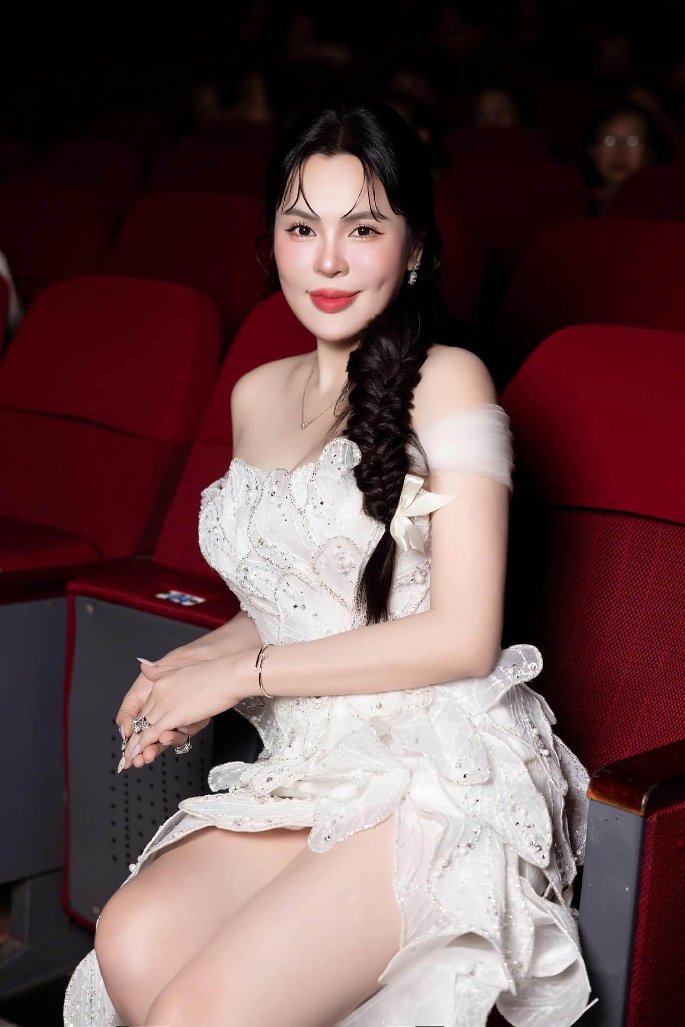 Hoa hậu Việt bị nghi ngờ mang thai giả- Ảnh 6.