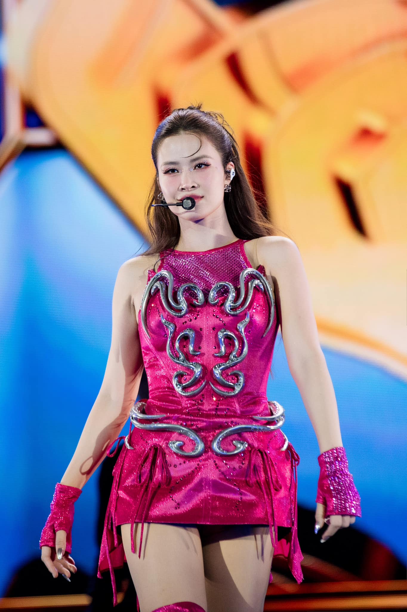 2 tiểu thư chính hiệu của Vbiz: Bố là thiếu gia tập đoàn nhựa giàu nức tiếng, mẹ là ca sĩ top đầu- Ảnh 2.